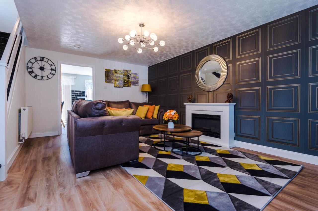 Stylish 4 Bedroom Home Close To Manchester City Centre Экстерьер фото