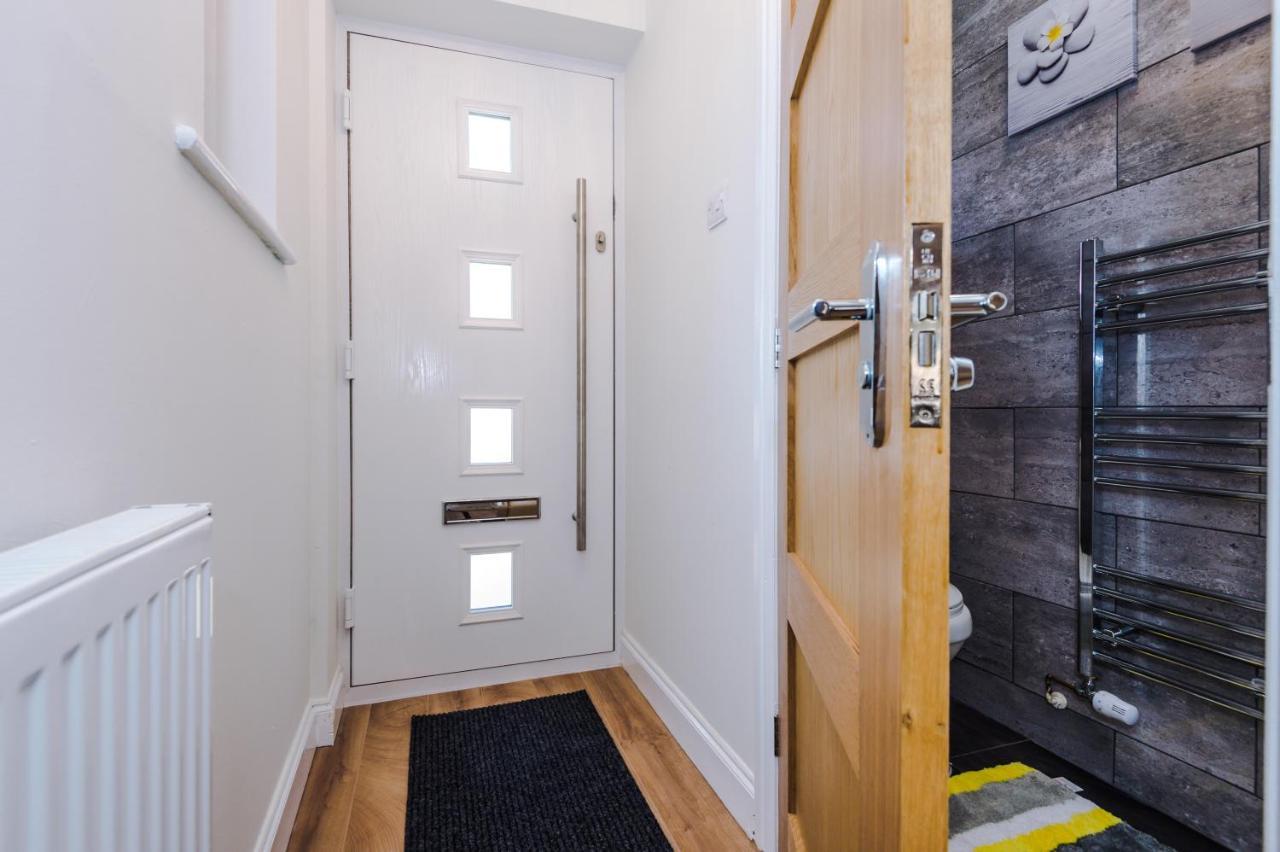 Stylish 4 Bedroom Home Close To Manchester City Centre Экстерьер фото