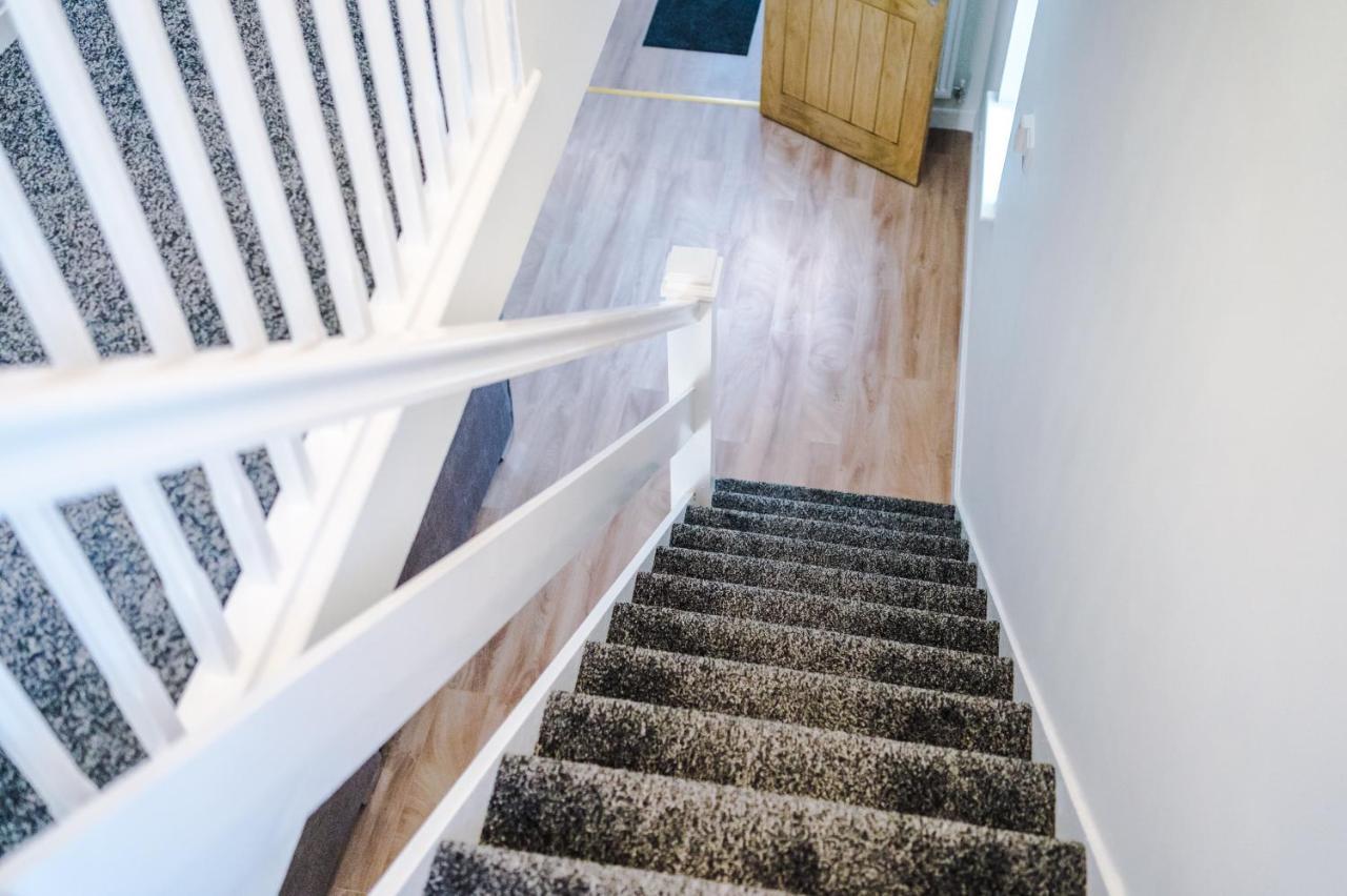 Stylish 4 Bedroom Home Close To Manchester City Centre Экстерьер фото