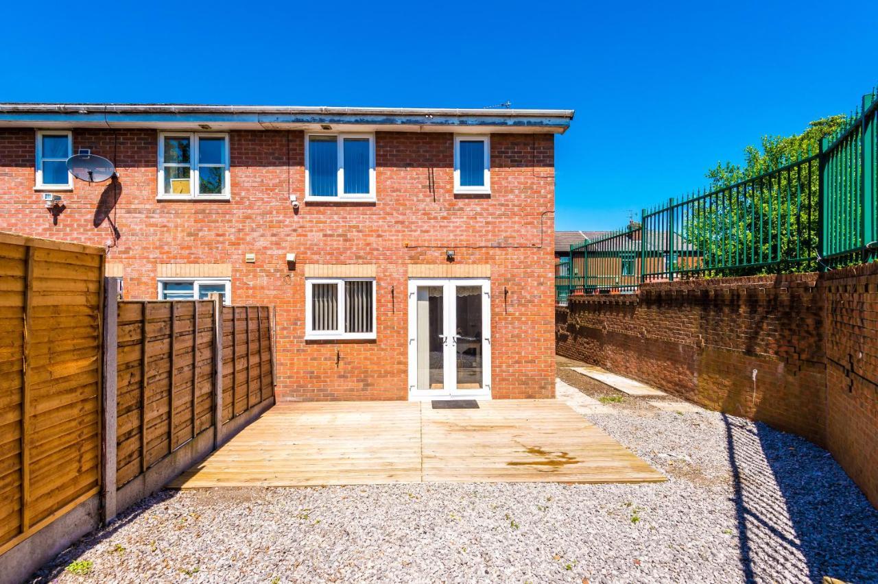 Stylish 4 Bedroom Home Close To Manchester City Centre Экстерьер фото