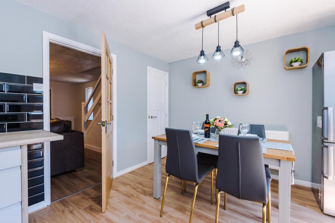 Stylish 4 Bedroom Home Close To Manchester City Centre Экстерьер фото